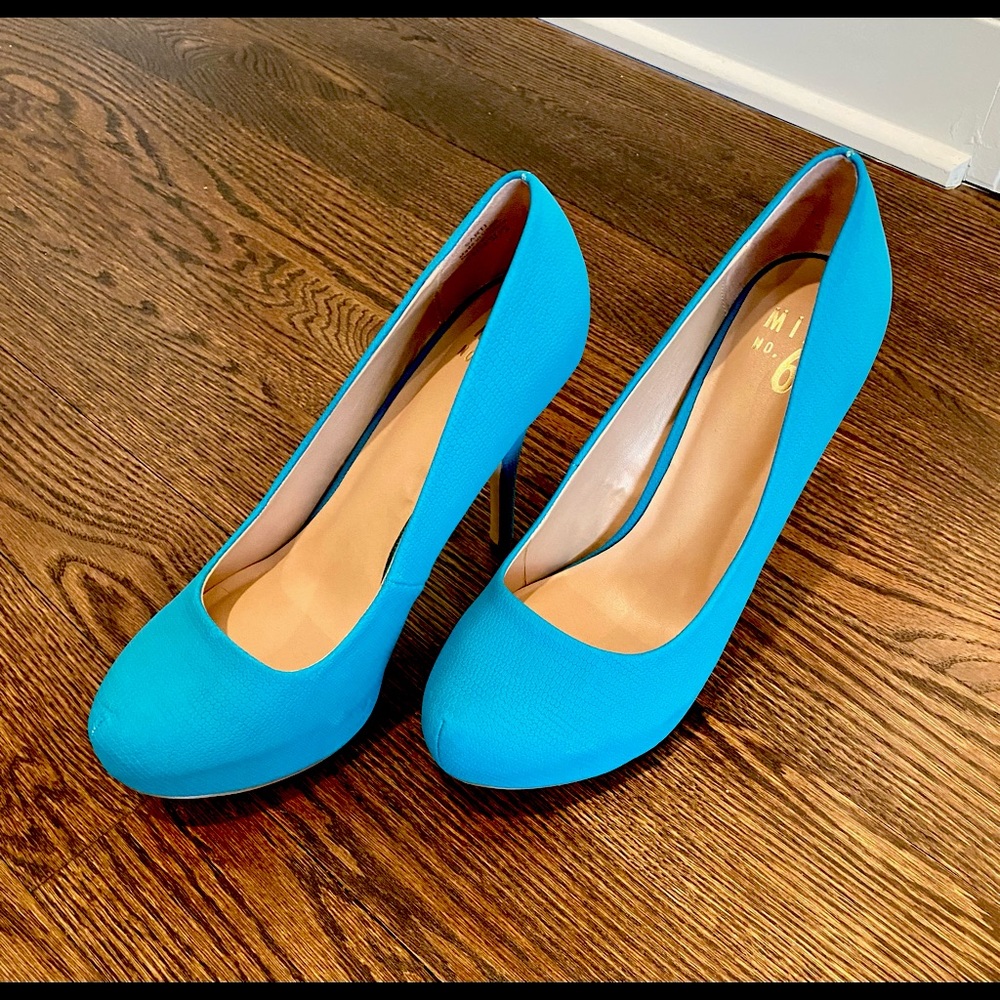 Turquoise Pumps
